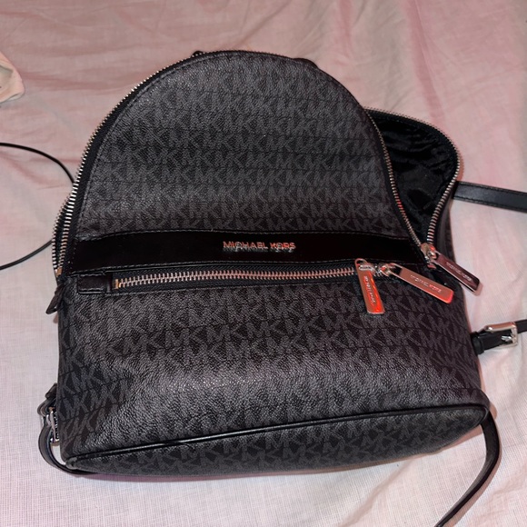 mk bookbag style purse. barely used. tag still on - Picture 1 of 2